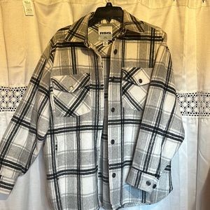 Women’s plaid button down shirt/jacket